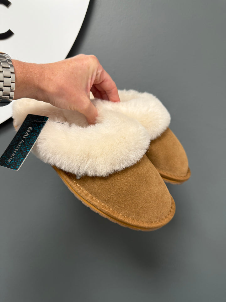 Jolie Slippers - Chestnut