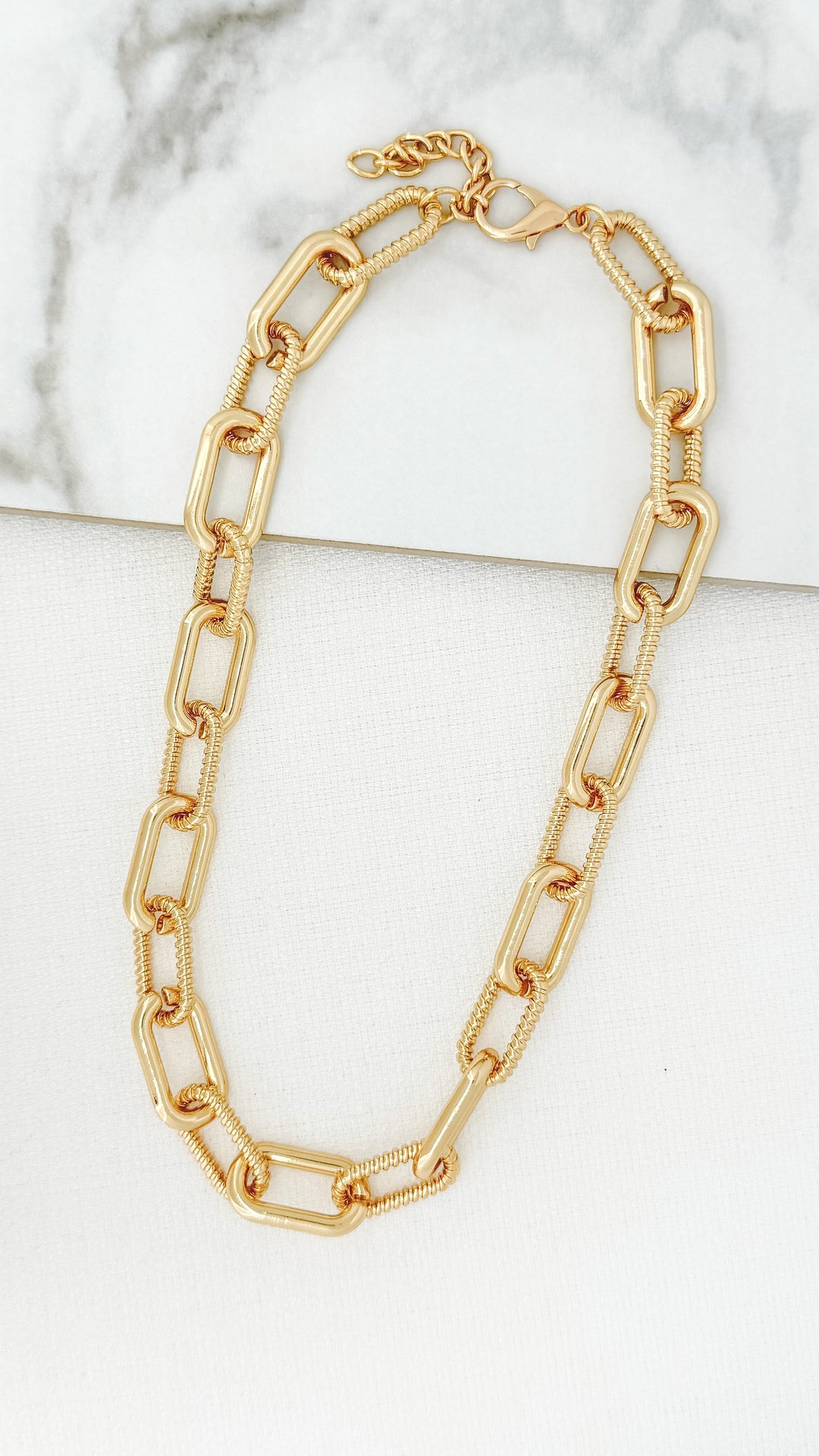 Short Gold Large Link Necklace