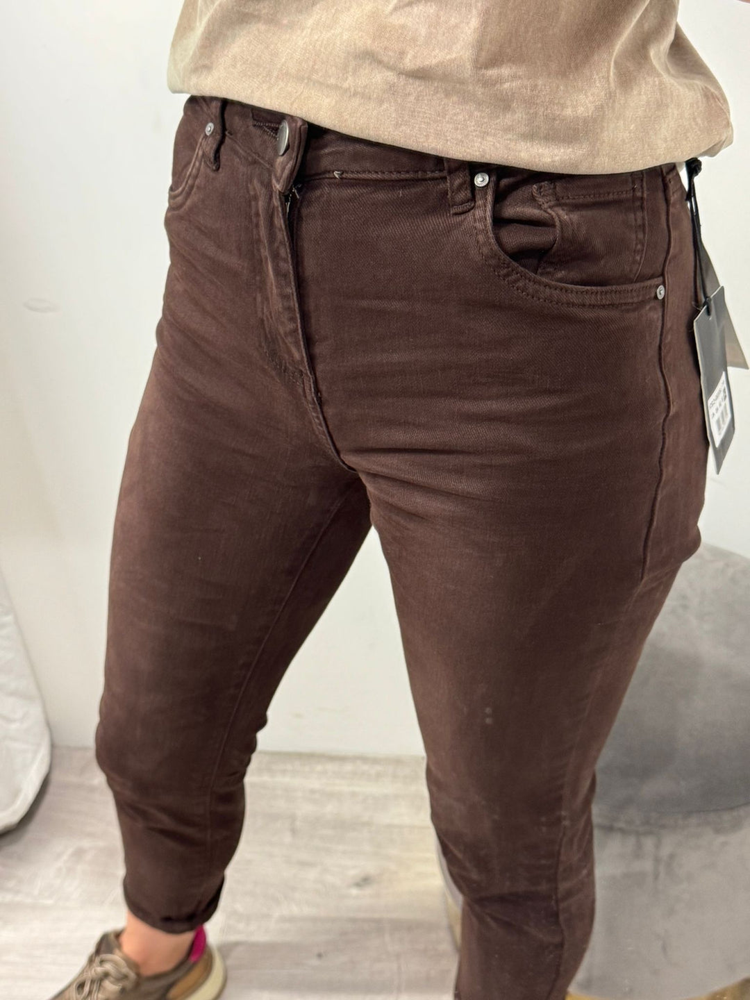 Toxik Boyfriend Jeans - Chocolate