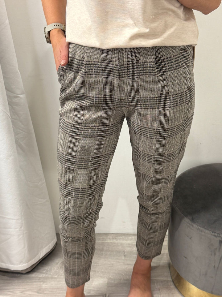 Manse Check Pants