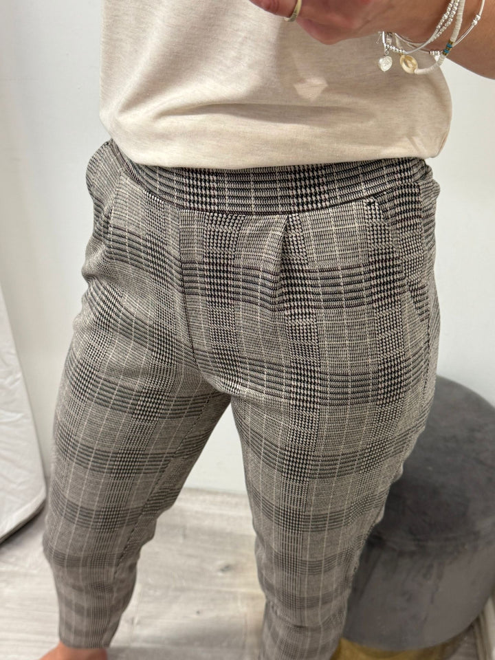 Manse Check Pants