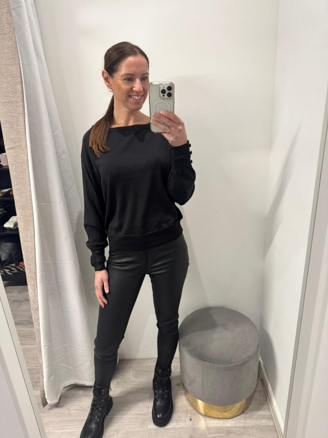 Mobbe Boatneck Jumper - Black