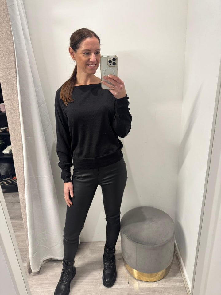 Mobbe Boatneck Jumper - Black