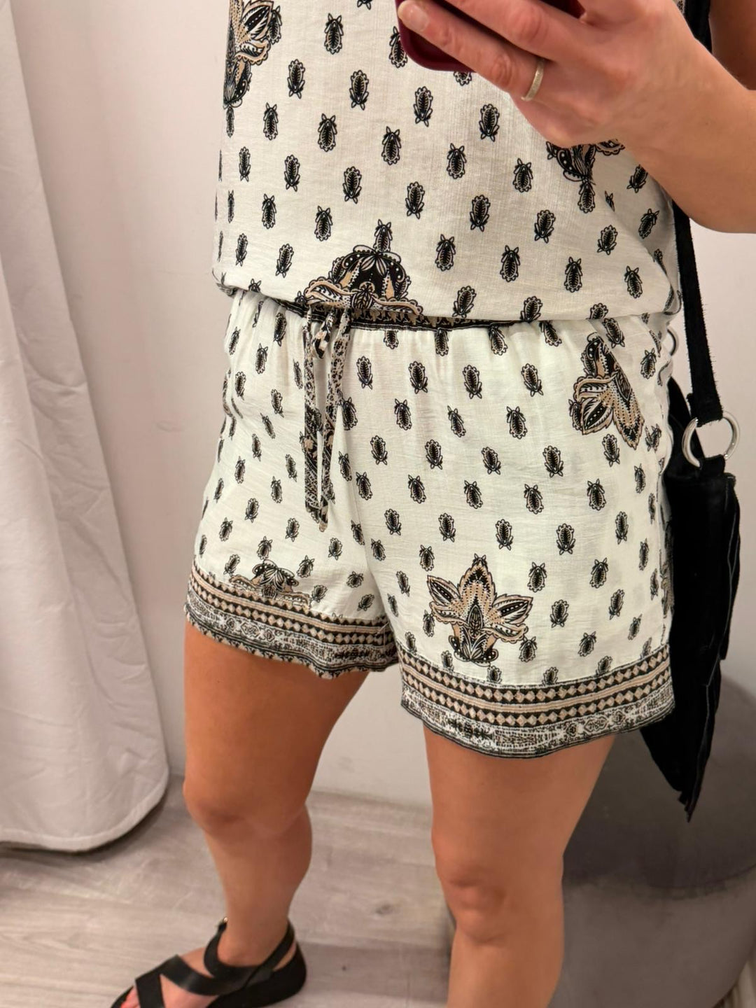 Ikaia Boho Shorts