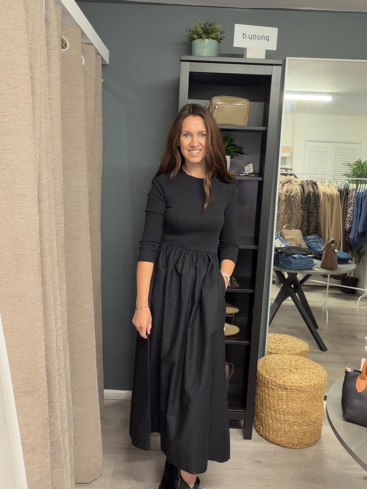 Sunnia Dress