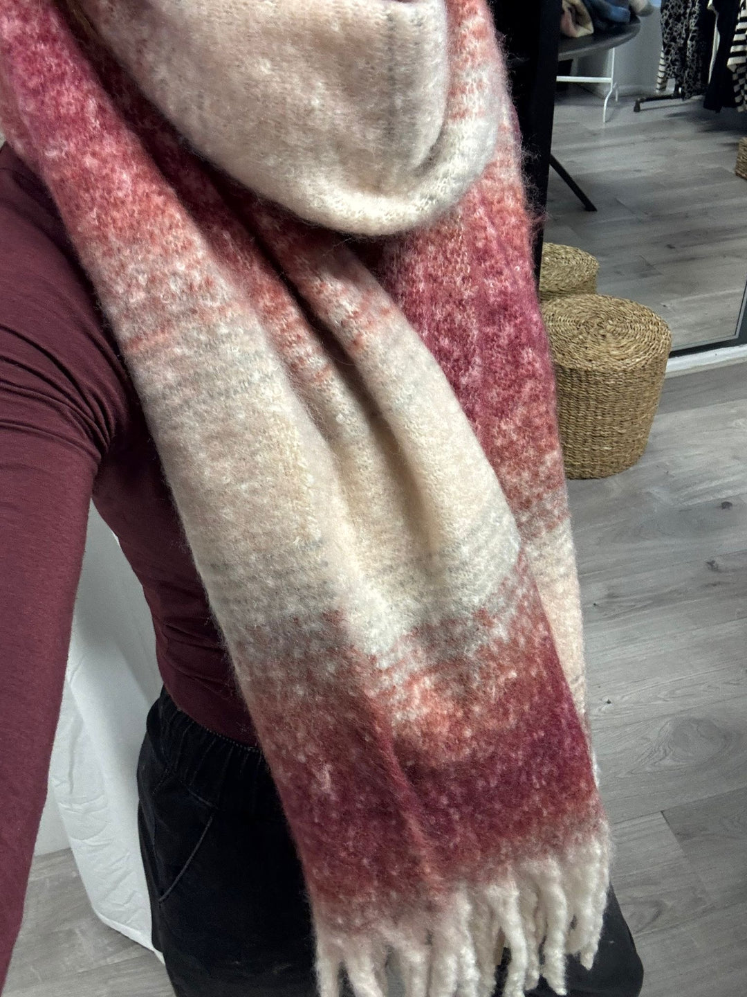 Erica Scarf