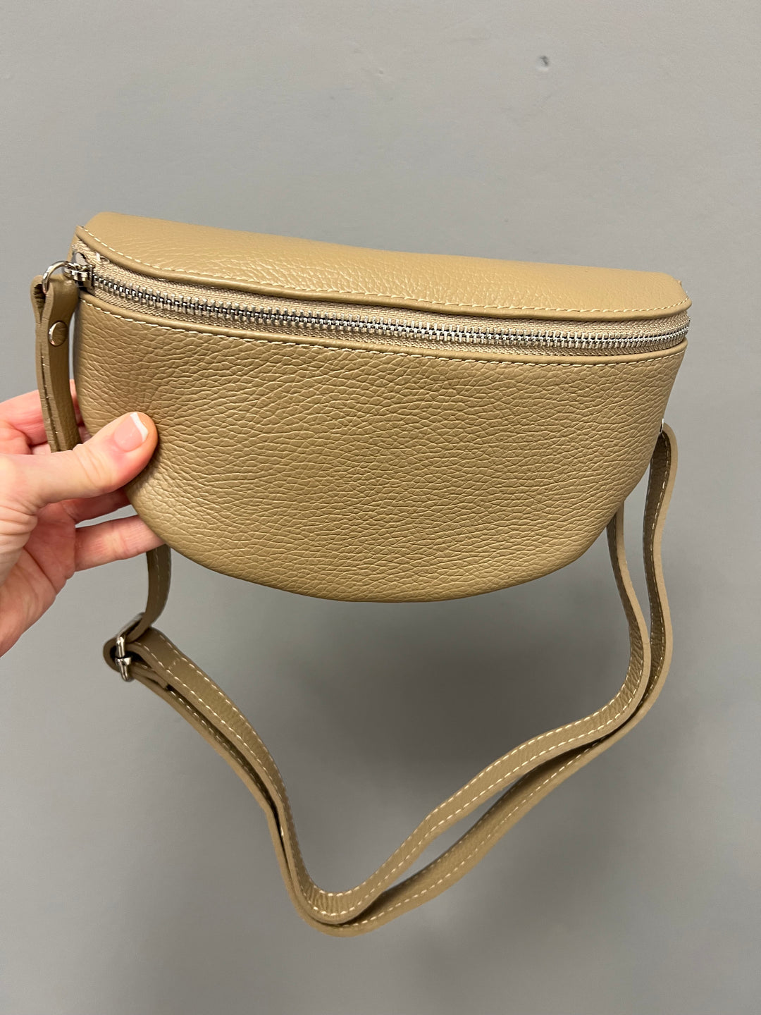 Mina Leather Bum Bag - Taupe