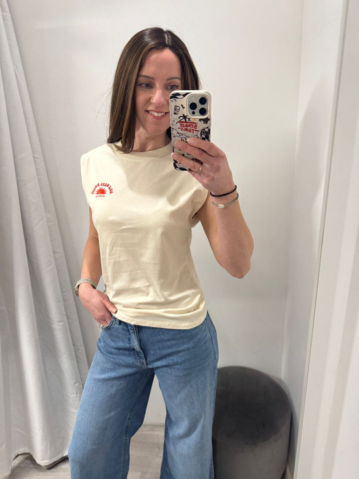 Paola Sleeveless T-shirt