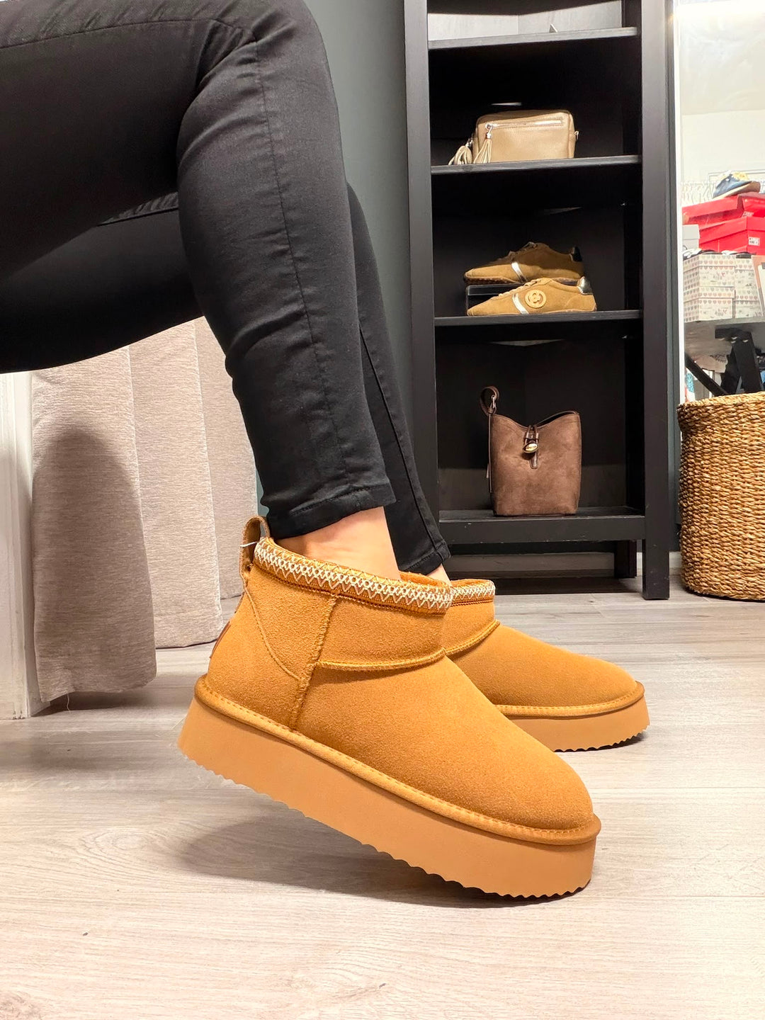 Carmela Ayla Boots - Tan