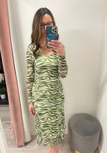 Load image into Gallery viewer, Ista Dress - Last Size 12 &amp; 14

