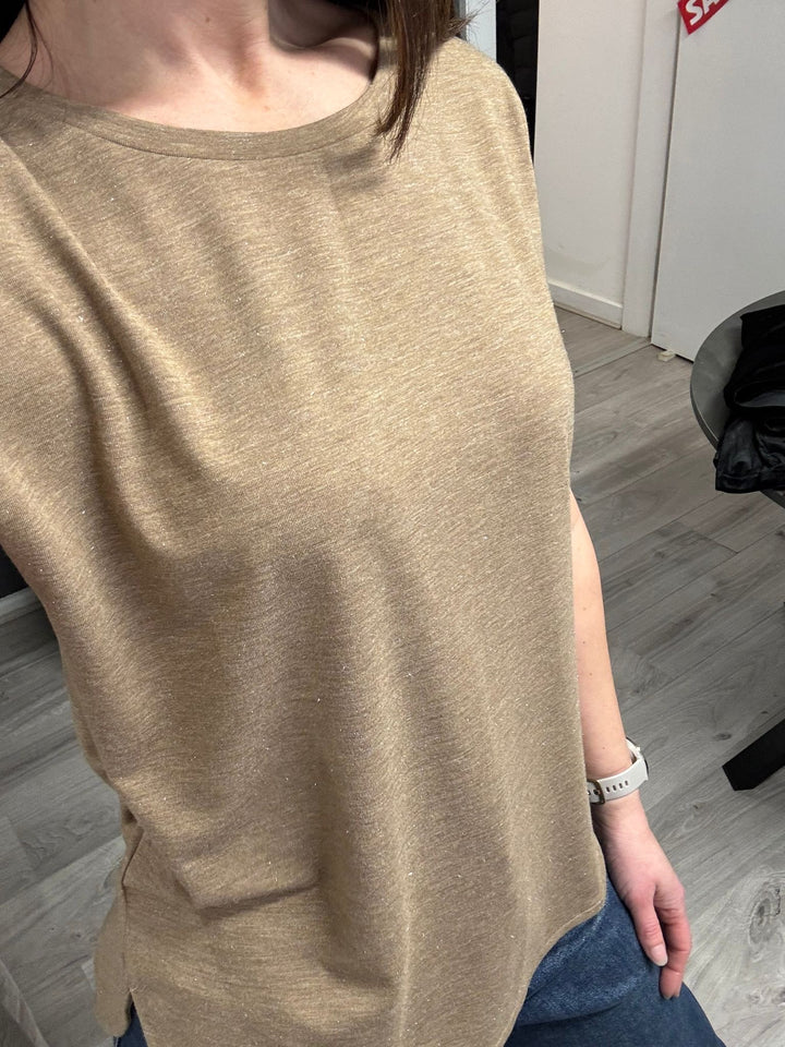 Rebel T-shirt - Sepia Tint