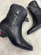 Load image into Gallery viewer, Carmela Cowboy Boots
