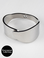 Load image into Gallery viewer, Freya Statement Bangle – Silver Plated
