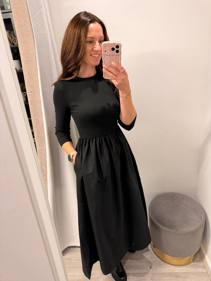 Sunnia Dress