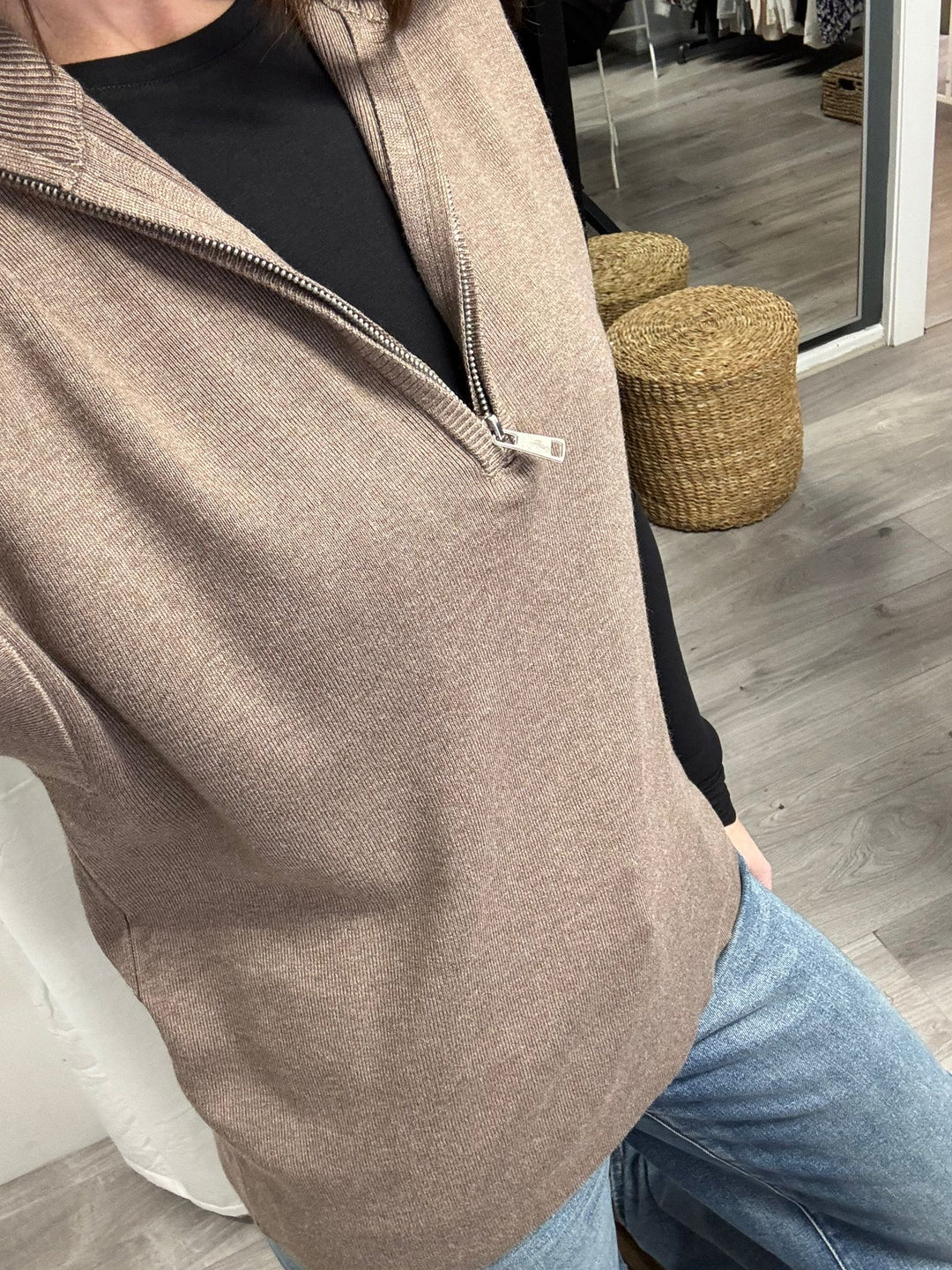 Morla Zipper Vest