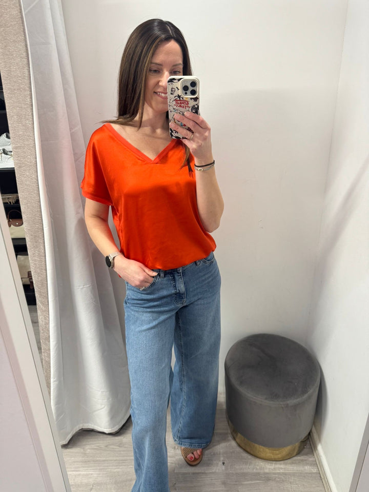 Selita V-neck T-Shirt - Fiesta Orange