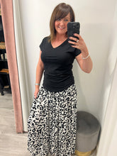 Load image into Gallery viewer, Emilia Leopard Palazzo Pants
