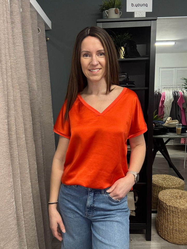 Selita V-neck T-Shirt - Fiesta Orange