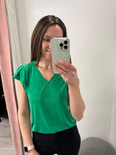Load image into Gallery viewer, Perl Ruffle Sleeve Tee - Jelly Bean
