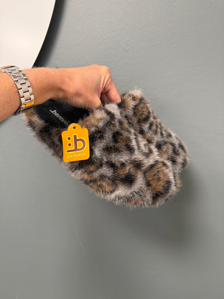 Berevere Slippers - Grey Leopard