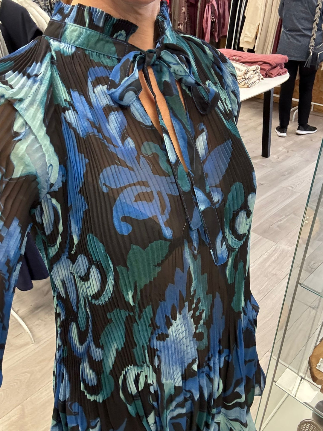 Evie Blouse