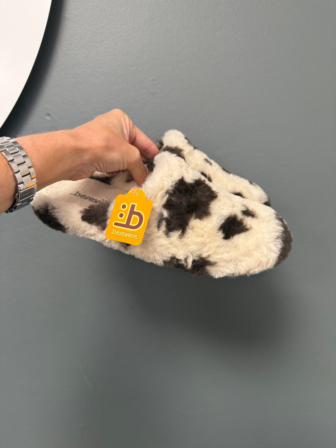 Berevere Slippers - Cow Print