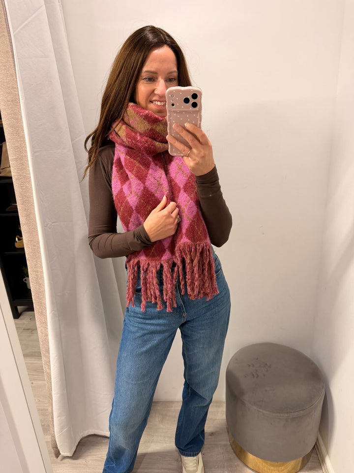 Dahlia Scarf - Rhododendron