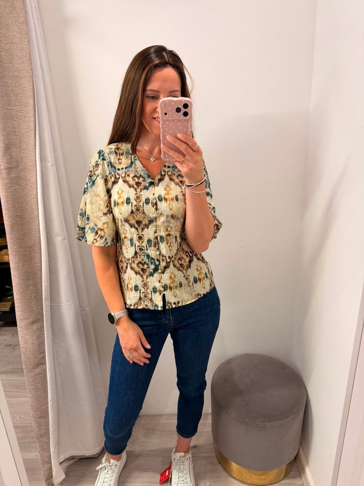 Ingkar Blouse