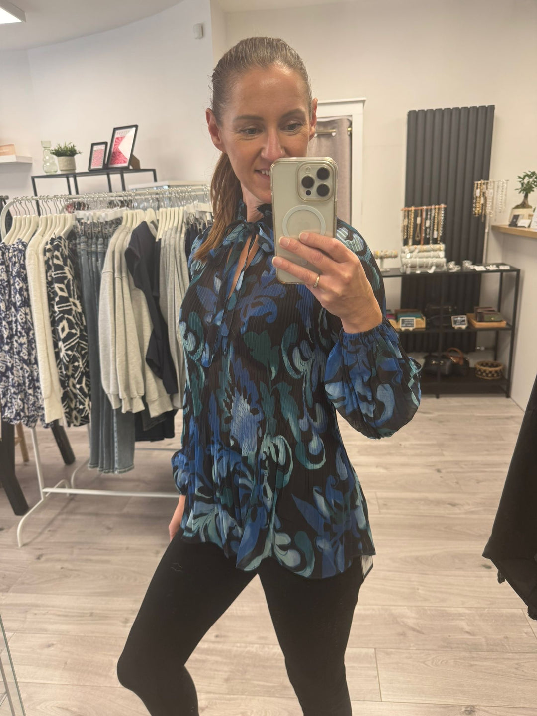 Evie Blouse