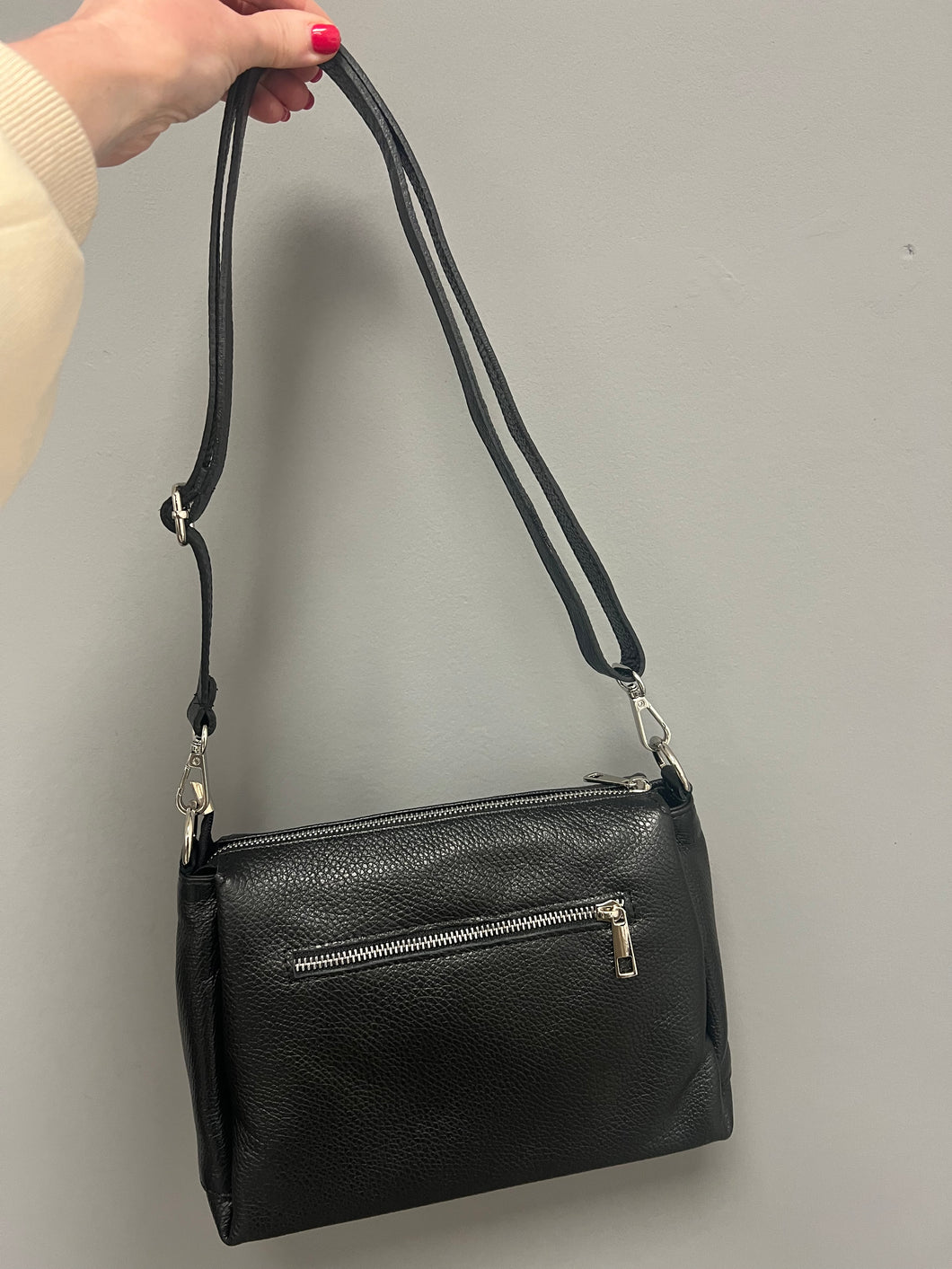 Suzy Leather Crossbody Bag - Black