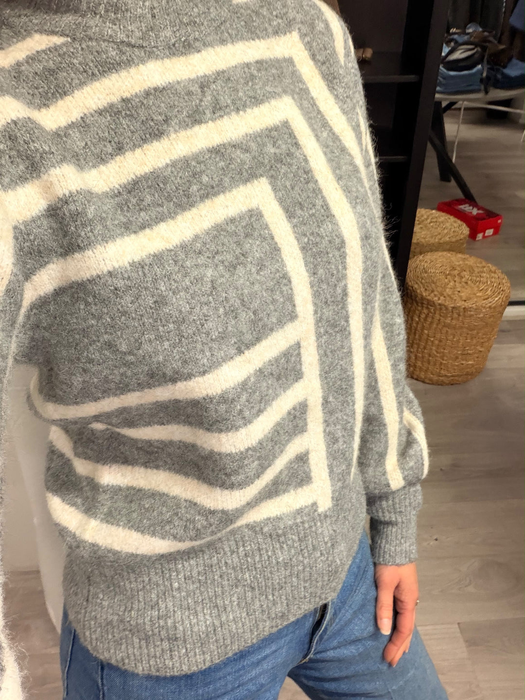 Omea Jumper - Grey Abstract