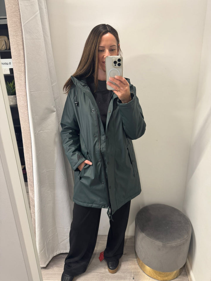 Avan Jacket