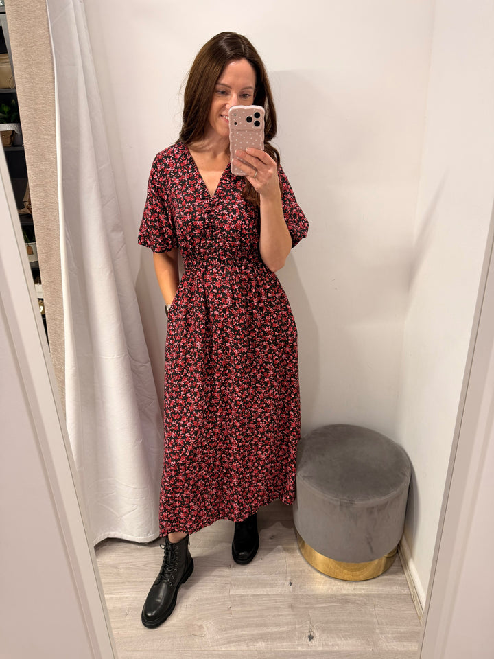 Gilvis Dress