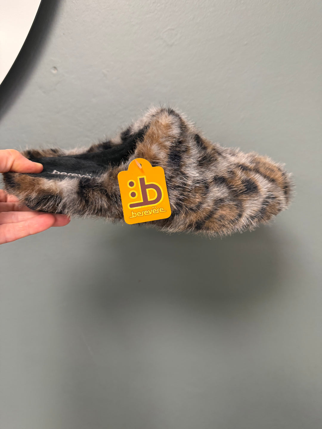 Berevere Slippers - Grey Leopard