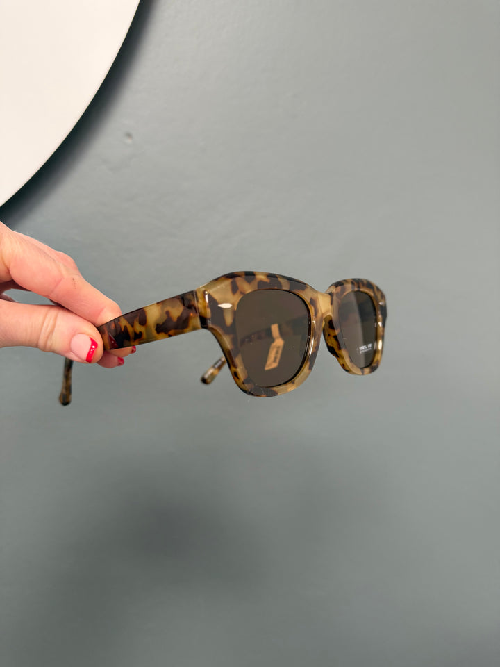 Sandra Sunglasses - Tortoise