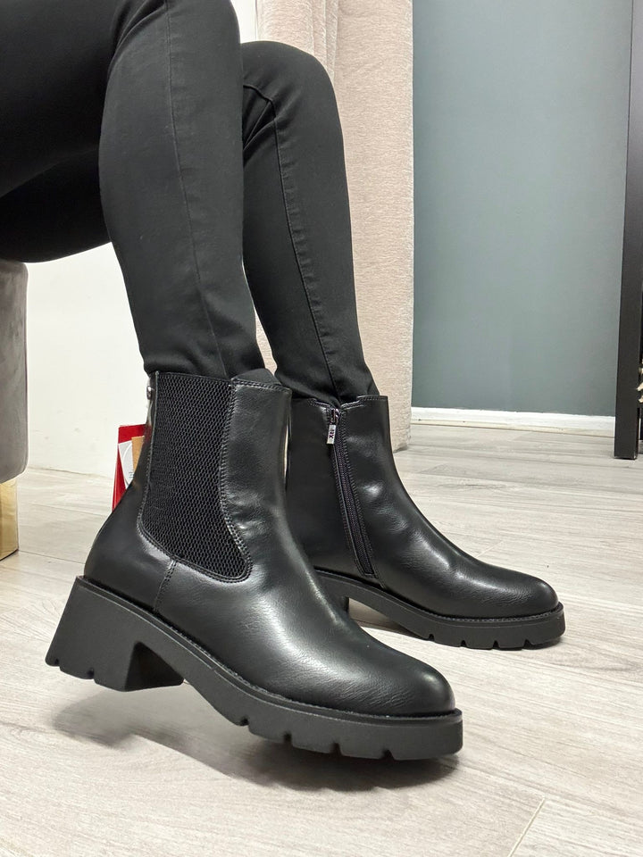 Xti Chelsea Boots