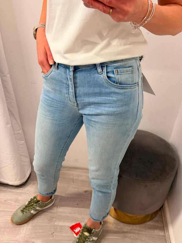 Toxik Boyfriend Jeans - Light Wash