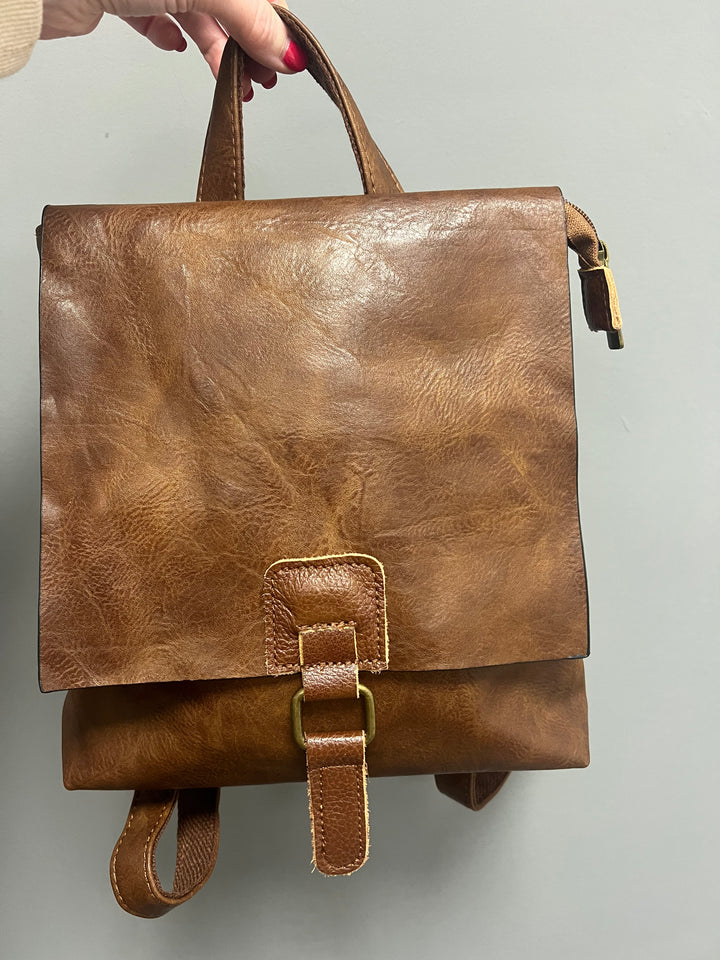 Laurie Mini Rucksack - Tan