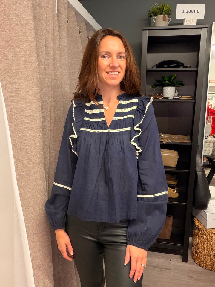 Violana Blouse