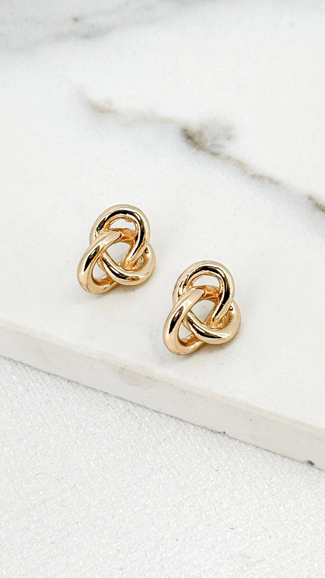 Twisted Knot Earrings - Gold