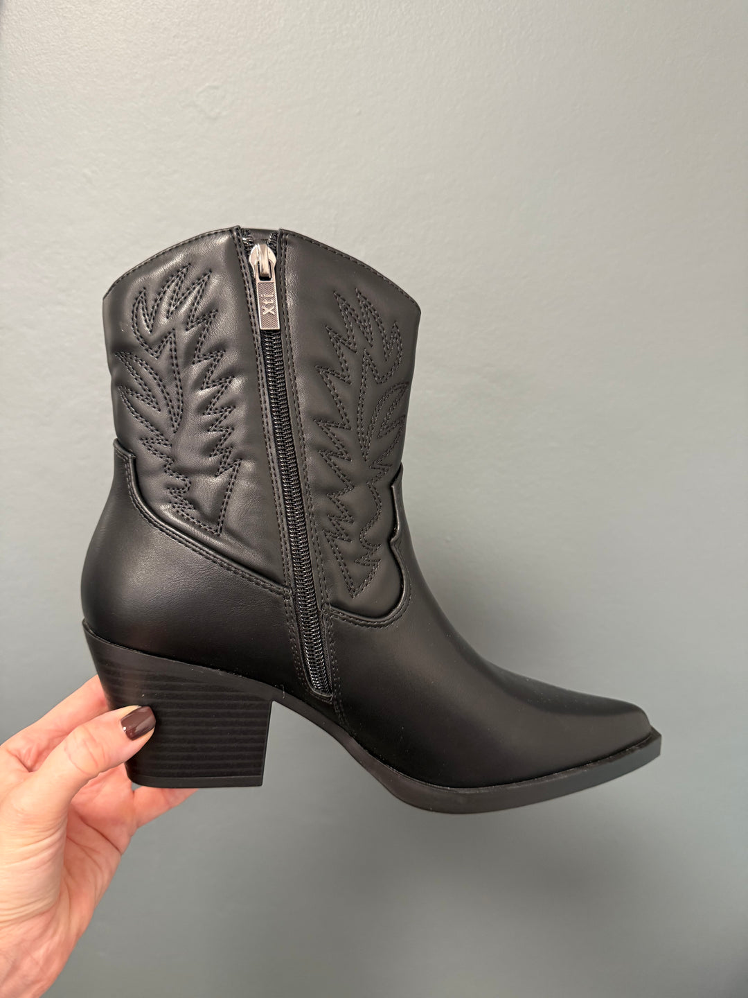 Xti Cowboy Boots