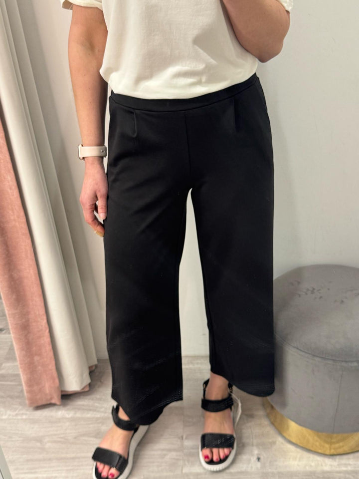 Kate Cropped Wide Leg Pants - Black