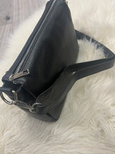 Load image into Gallery viewer, Suzy Leather Crossbody Bag - Black
