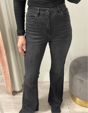 Load image into Gallery viewer, Toxik Flared Jeans - Washed Black
