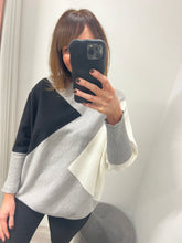 Load image into Gallery viewer, Ellie Batwing Jumper
