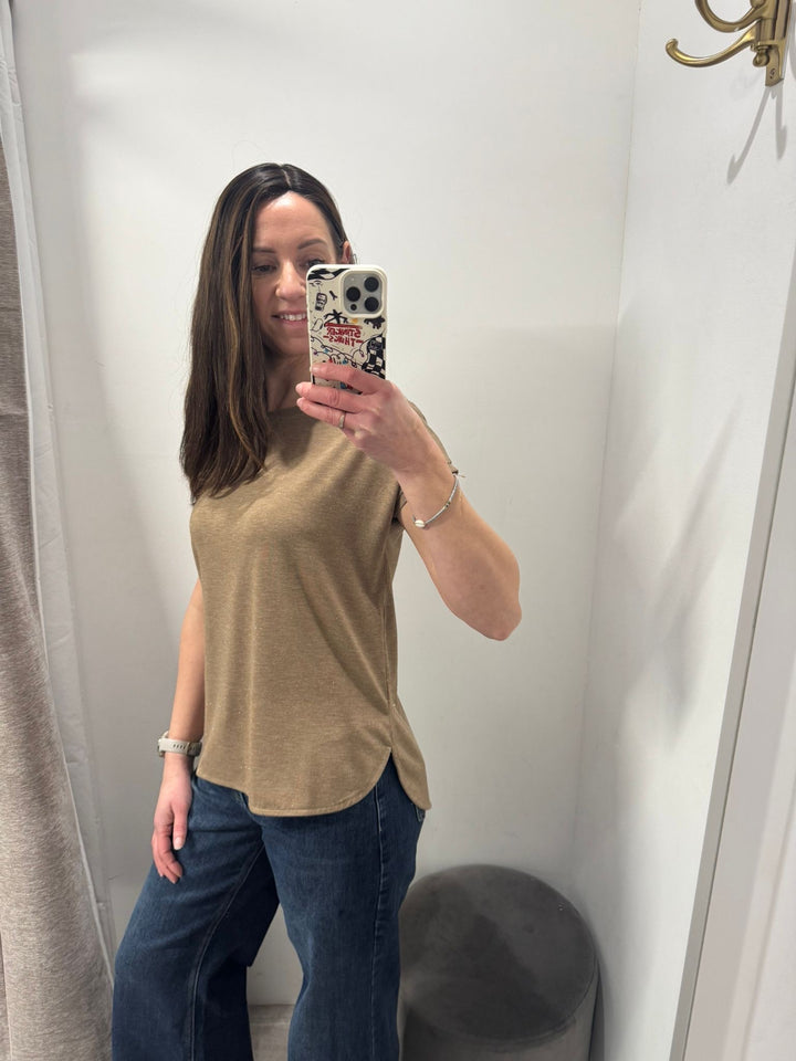 Rebel T-shirt - Sepia Tint