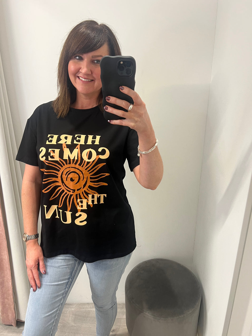 'Here Comes The Sun' Tee - Black