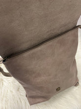 Load image into Gallery viewer, Harper Large Rucksack - Taupe
