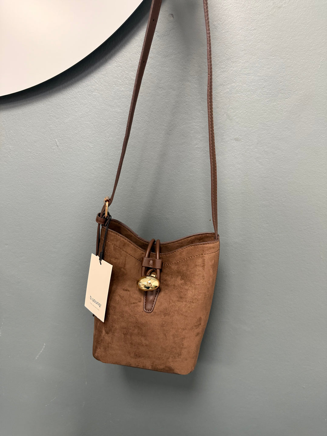 Vuede Bucket Bag