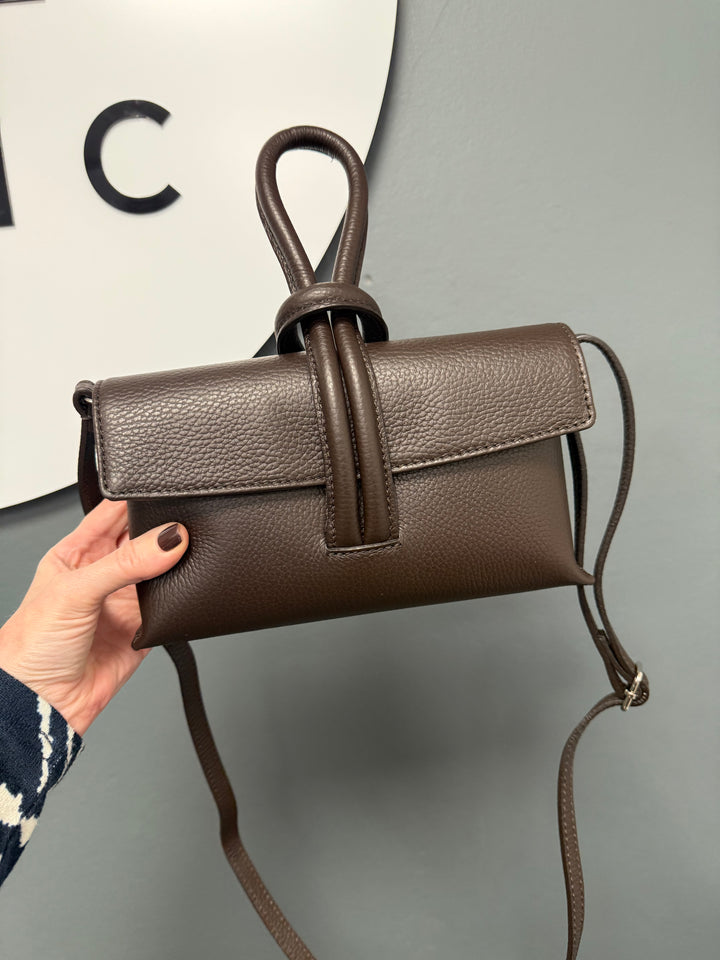 Betty Leather Loop Handle Bag - Chocolate
